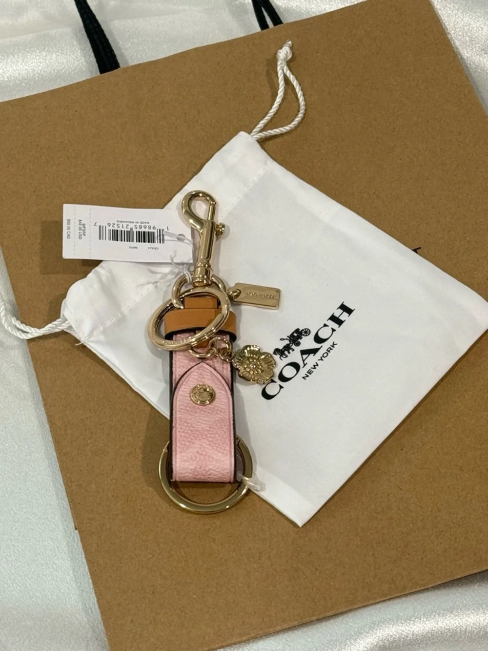 Coach Trigger Snap Bag Charm in Powder Pink Signature Canvas with Tea Rose NWT - Picture 2 of 5